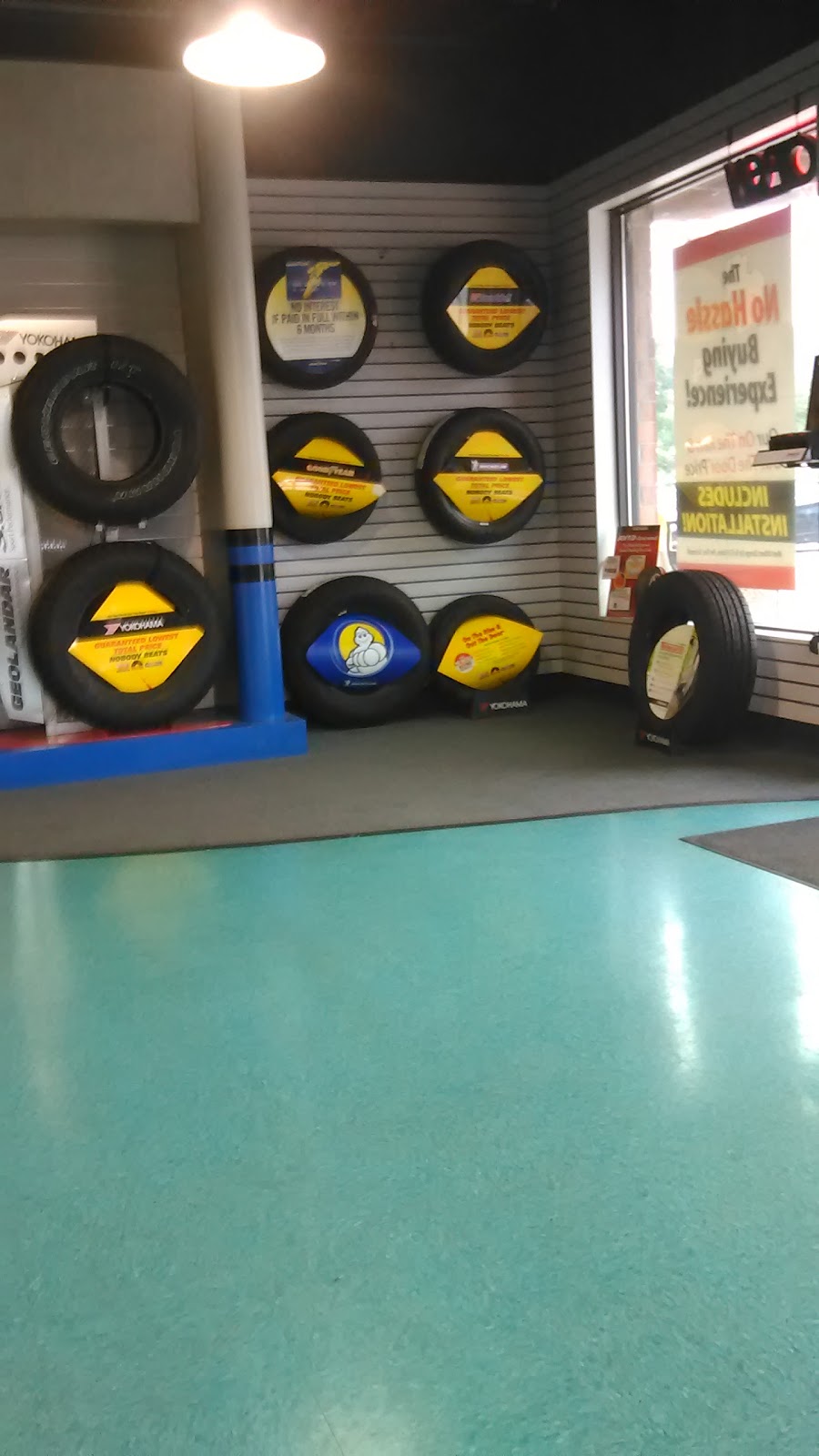 Mr. Tire Auto Service Centers gallery 3