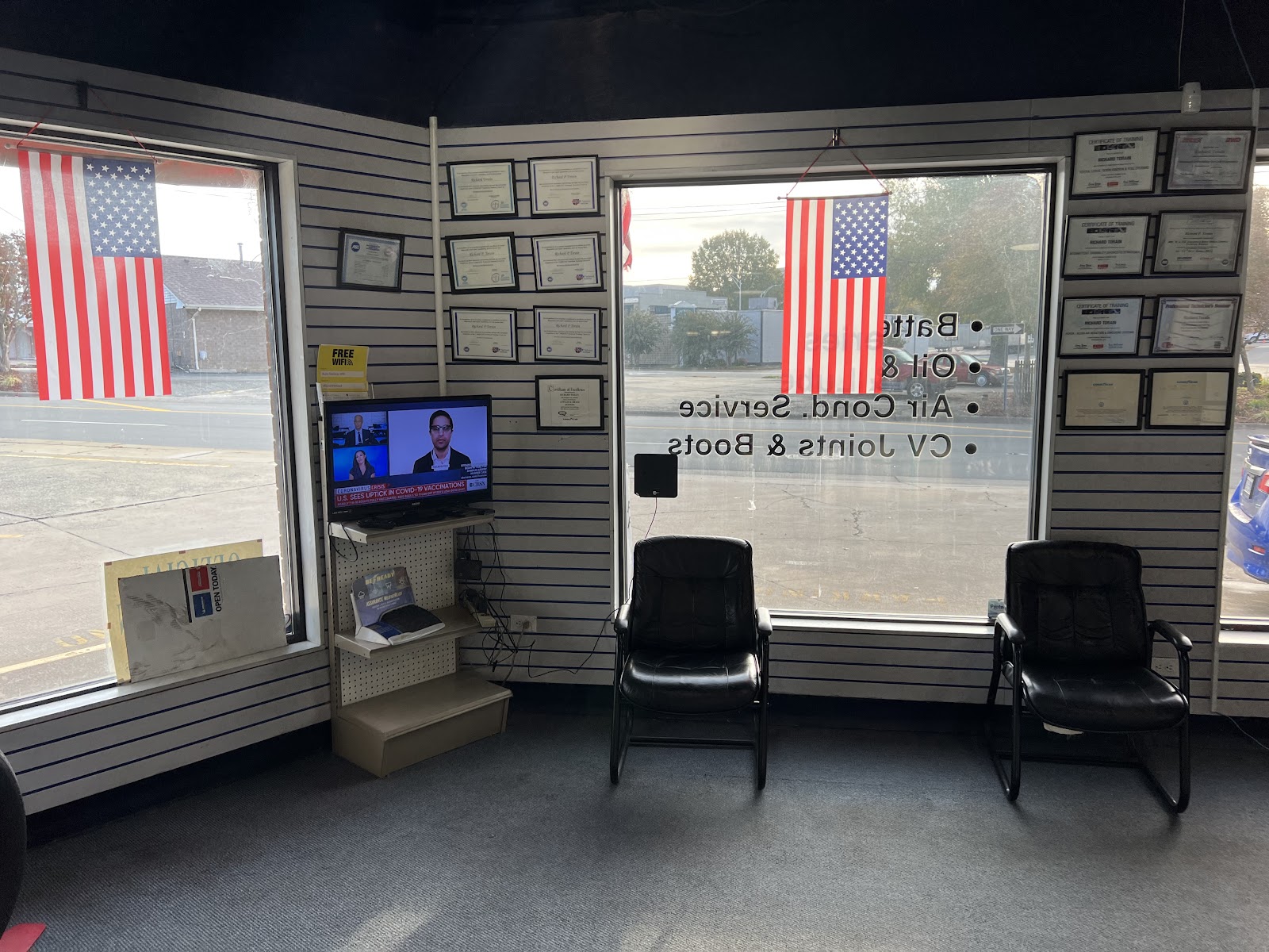 Mr. Tire Auto Service Centers gallery 6