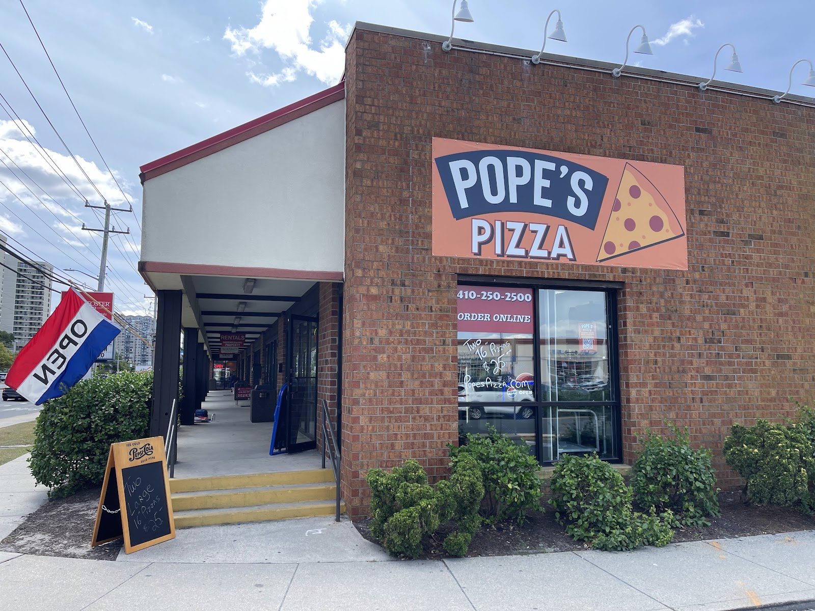 Pope's Pizza gallery 1