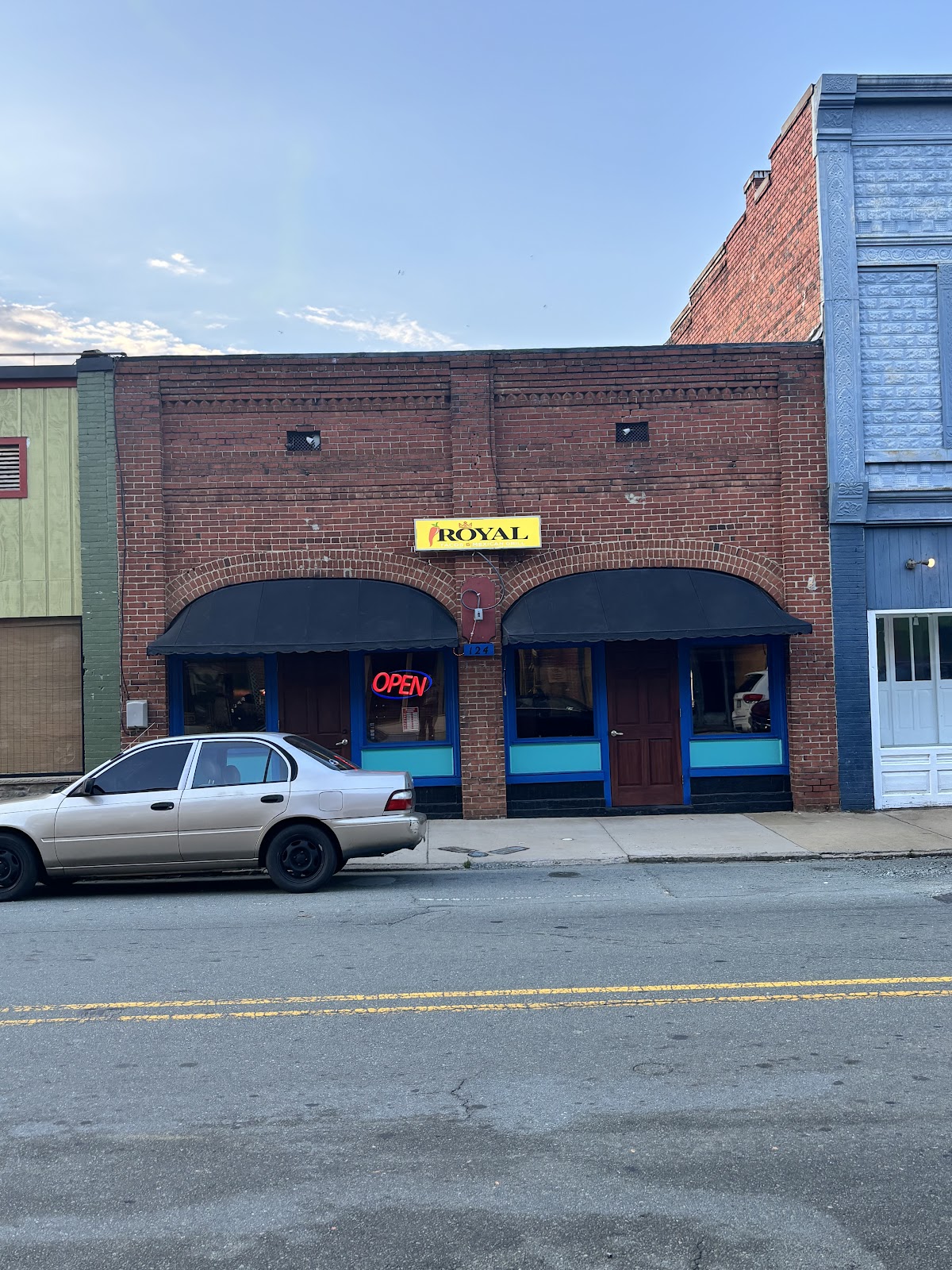 Royal Tacos and Mexican Grill gallery 4