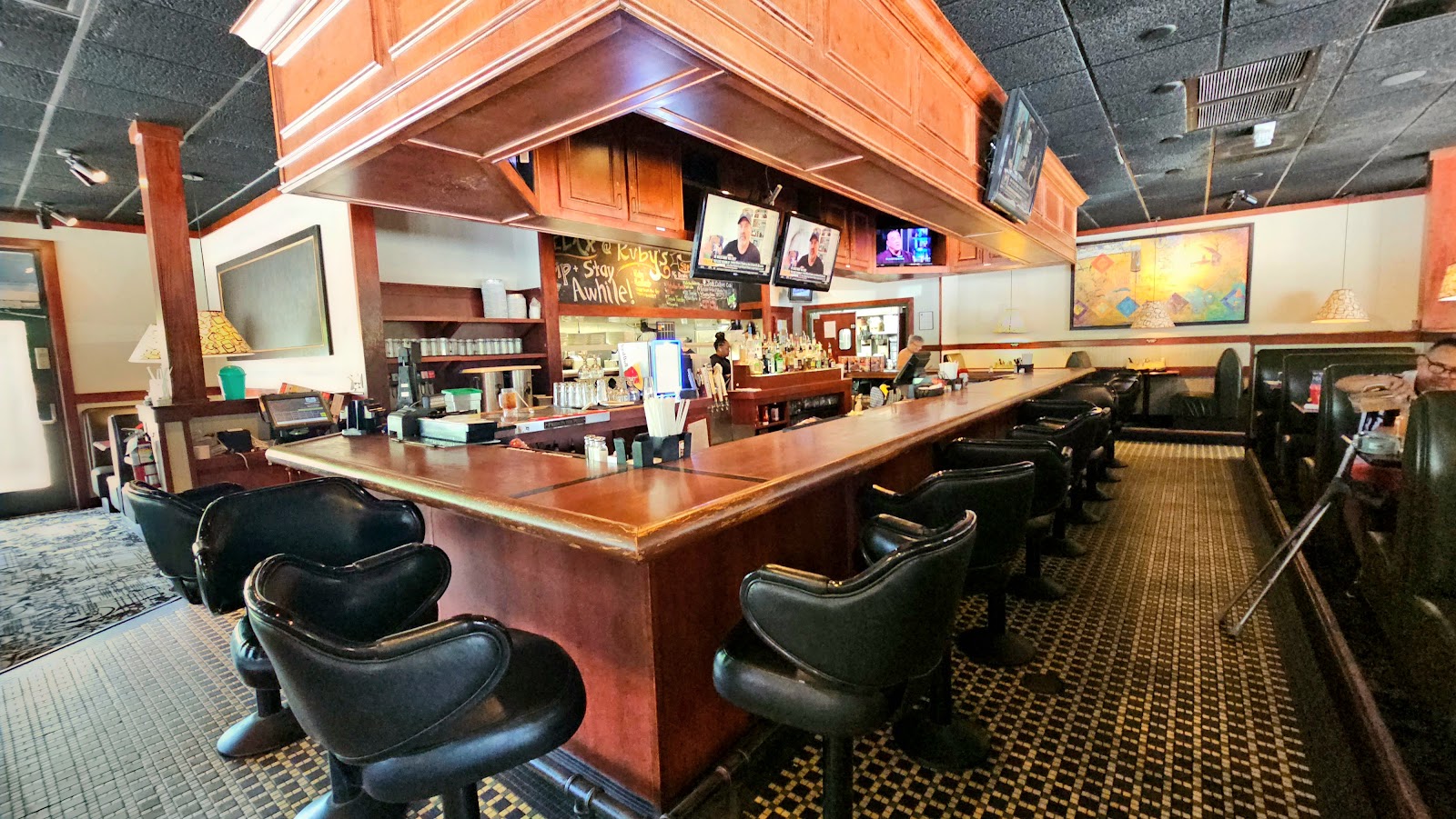 Ruby Tuesday gallery 1