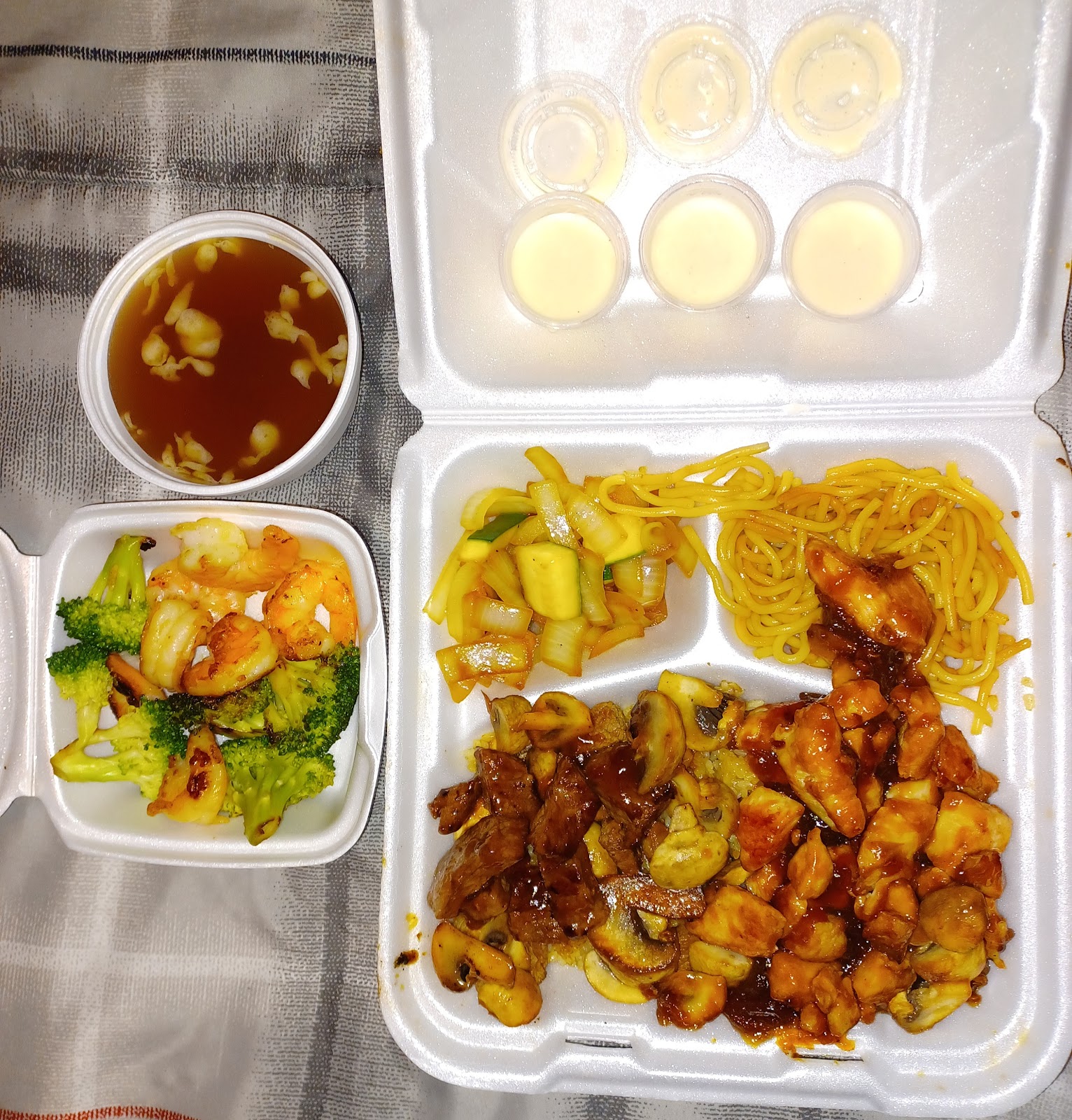 Sakura Japanese Steakhouse gallery 5