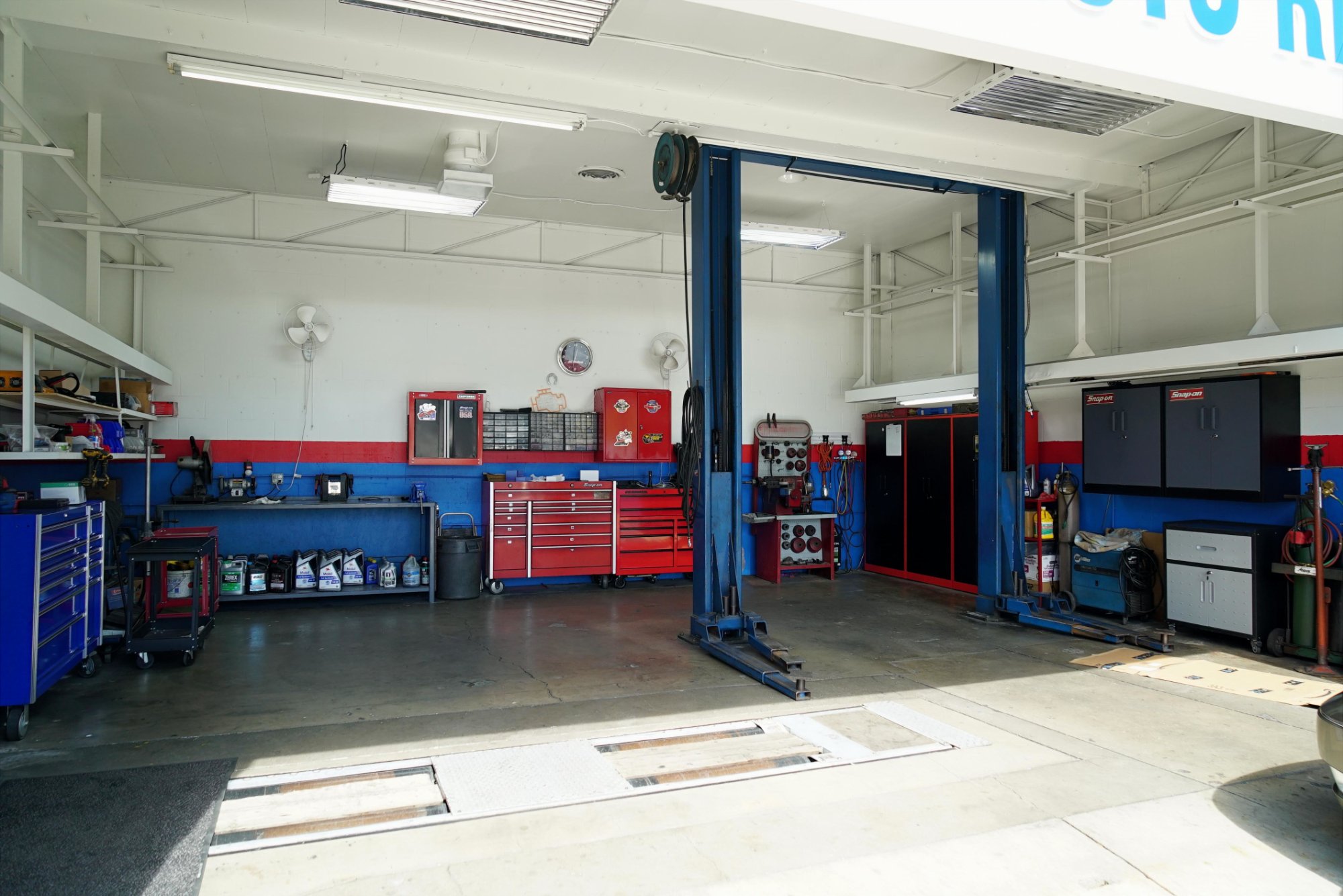 Sam's Auto Repair gallery 3