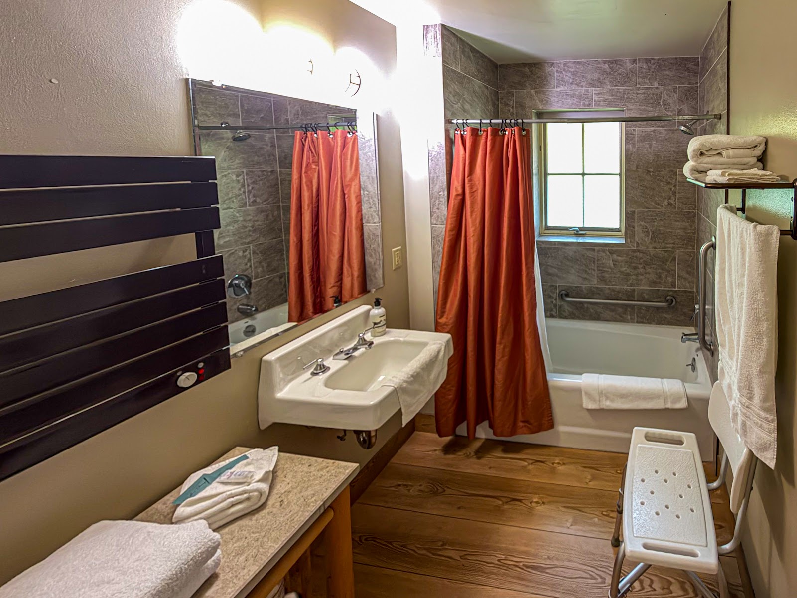 Sleeping Lady Mountain Resort & Spa gallery 4