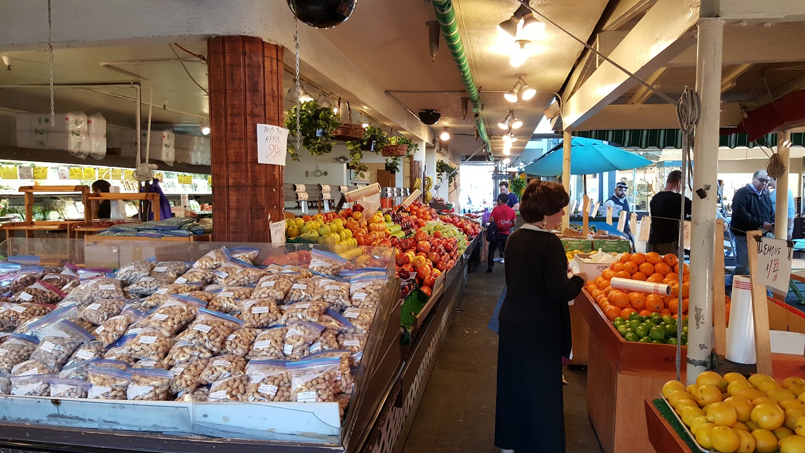 The Original Farmers Market gallery 3