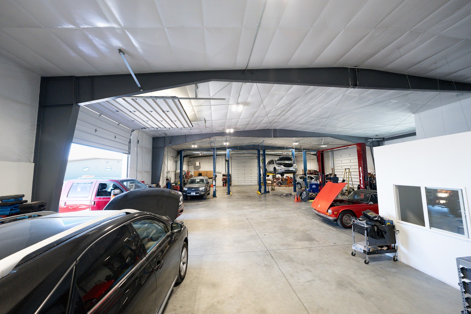 Tri Cities Automotive Repair gallery 3