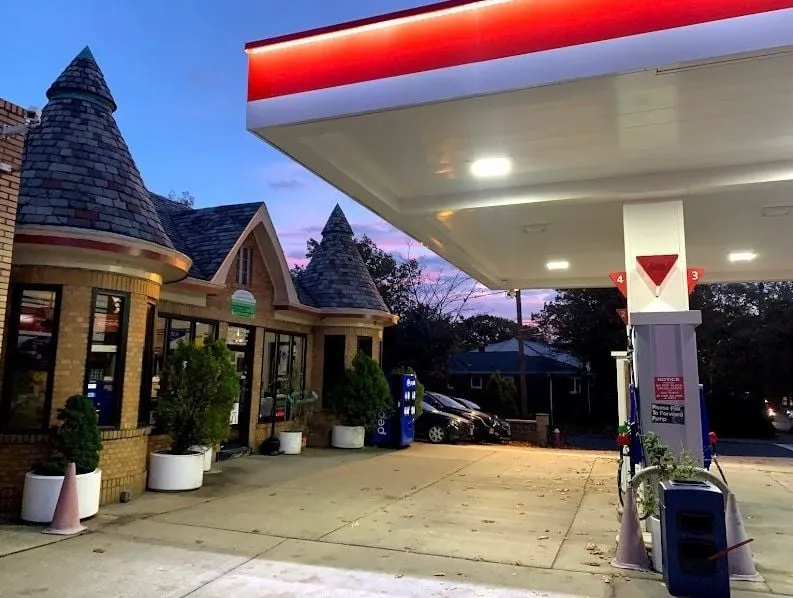 Twin Towers Service Station gallery 1