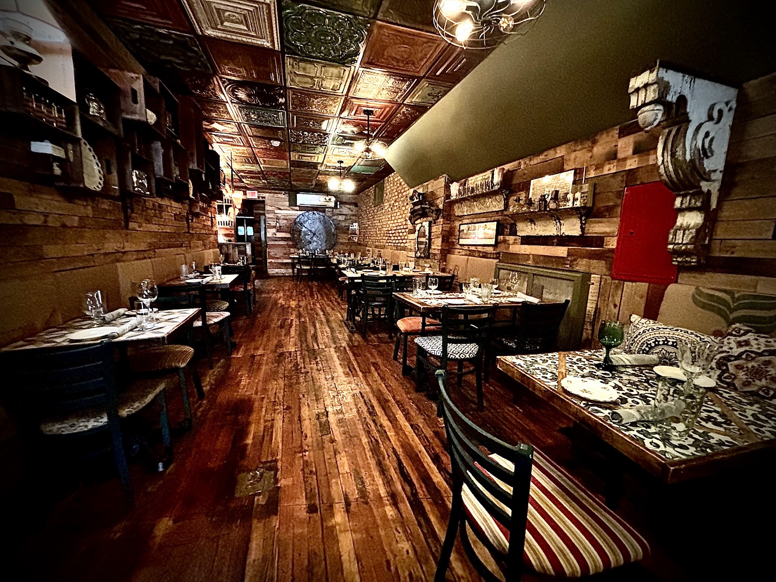Under the Moon Cafe gallery 4