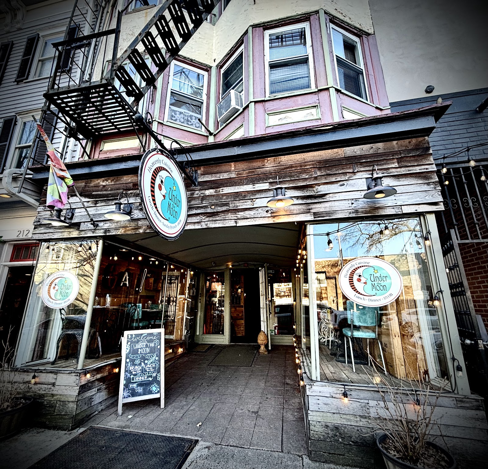 Under the Moon Cafe gallery 6