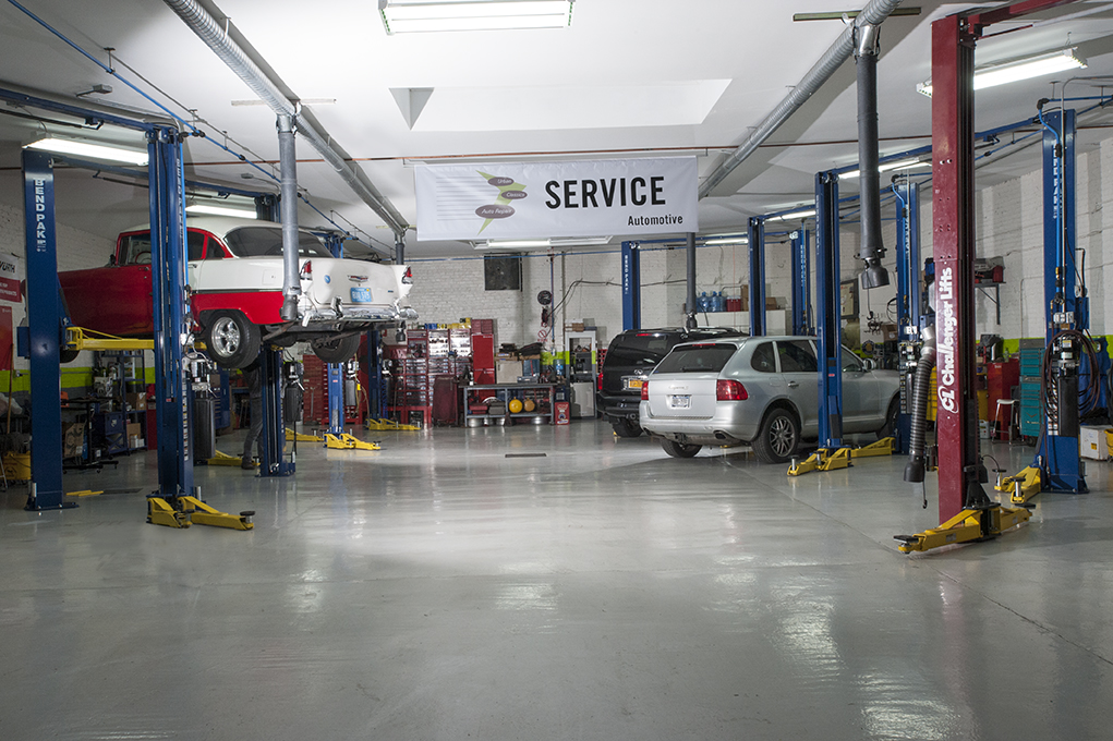 Urban Classics Auto Repair gallery 3
