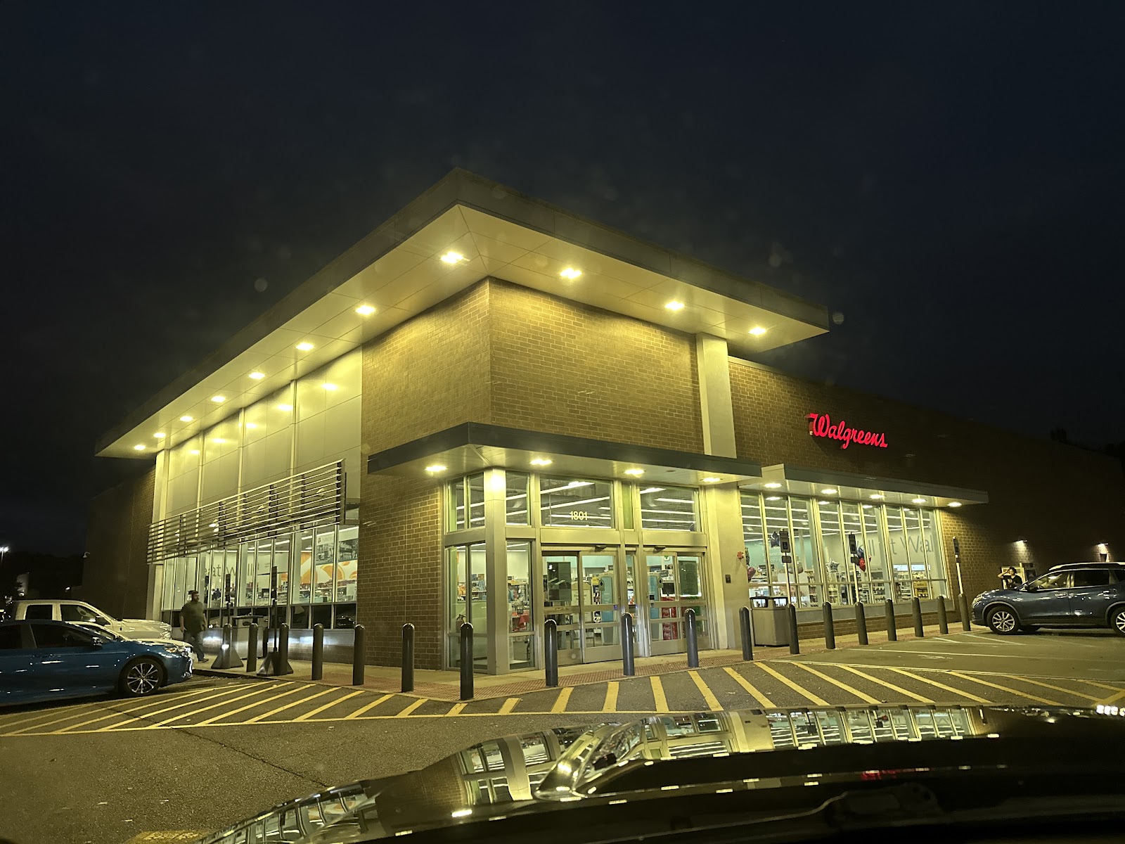 Walgreens gallery 6