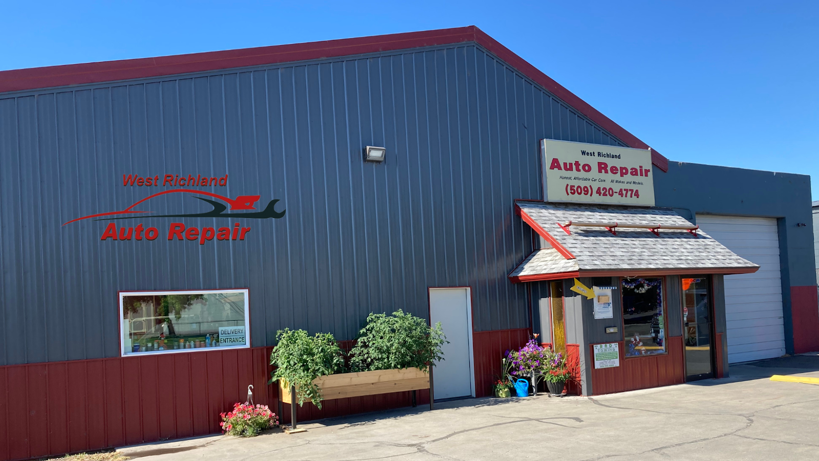 West Richland Auto Repair gallery 1