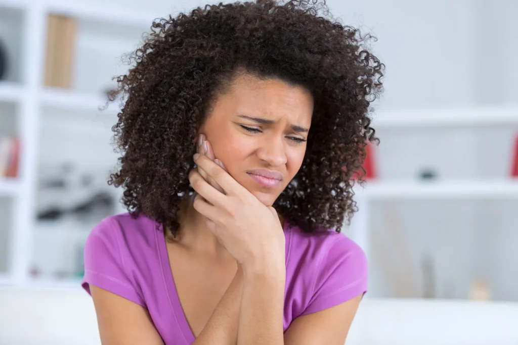 Wilshire Smile Studio - Los Angeles Dentist, Cosmetic and Emergency Dentistry gallery 4