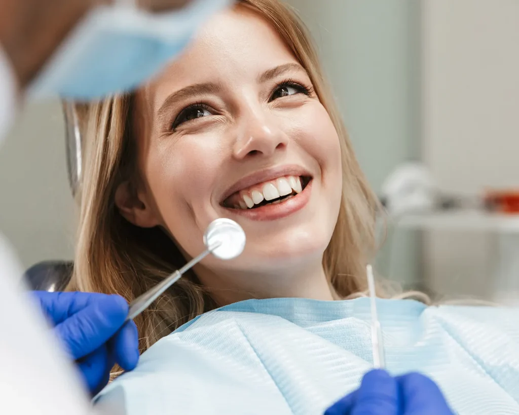 Wilshire Smile Studio - Los Angeles Dentist, Cosmetic and Emergency Dentistry gallery 5