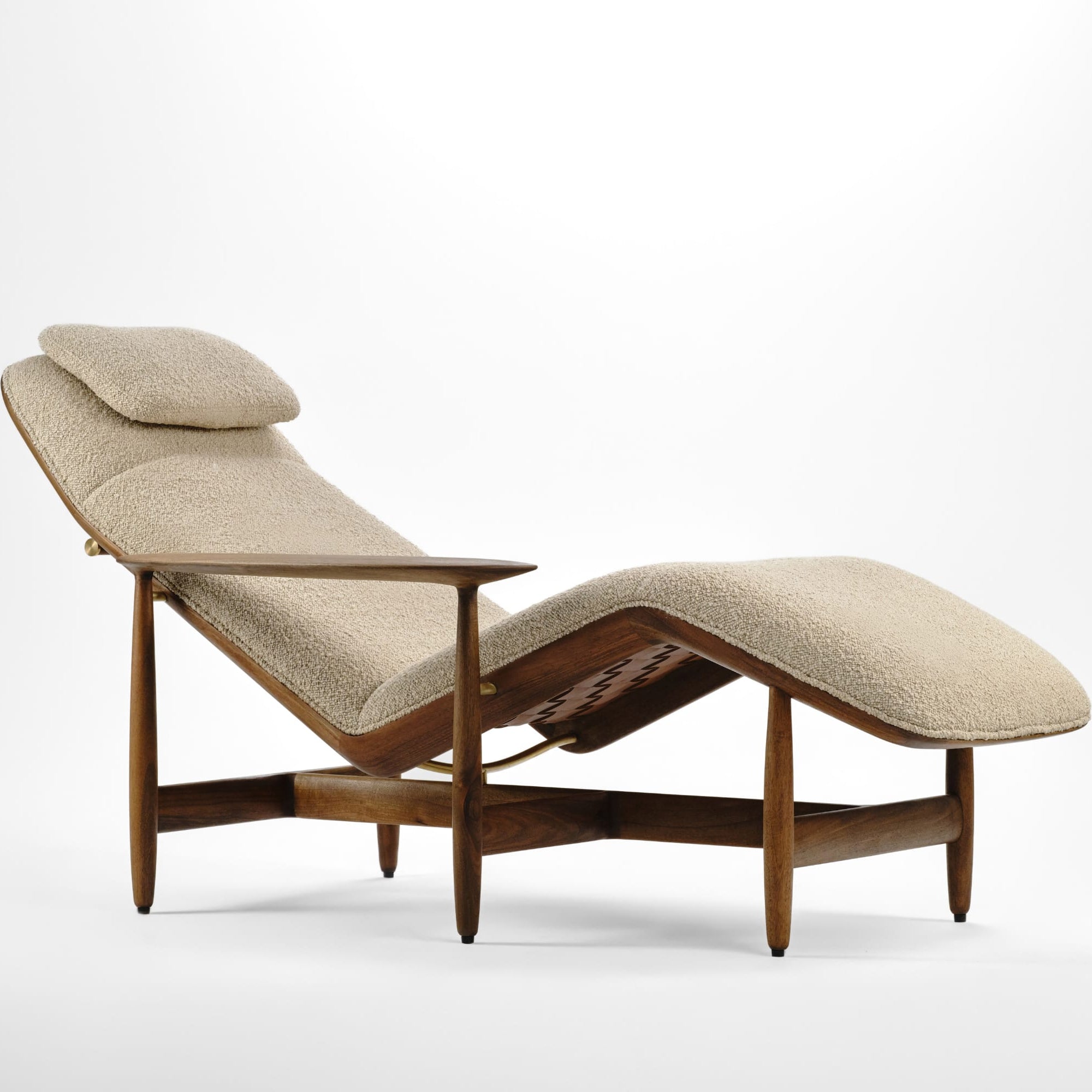 NILA Chaise Lounge