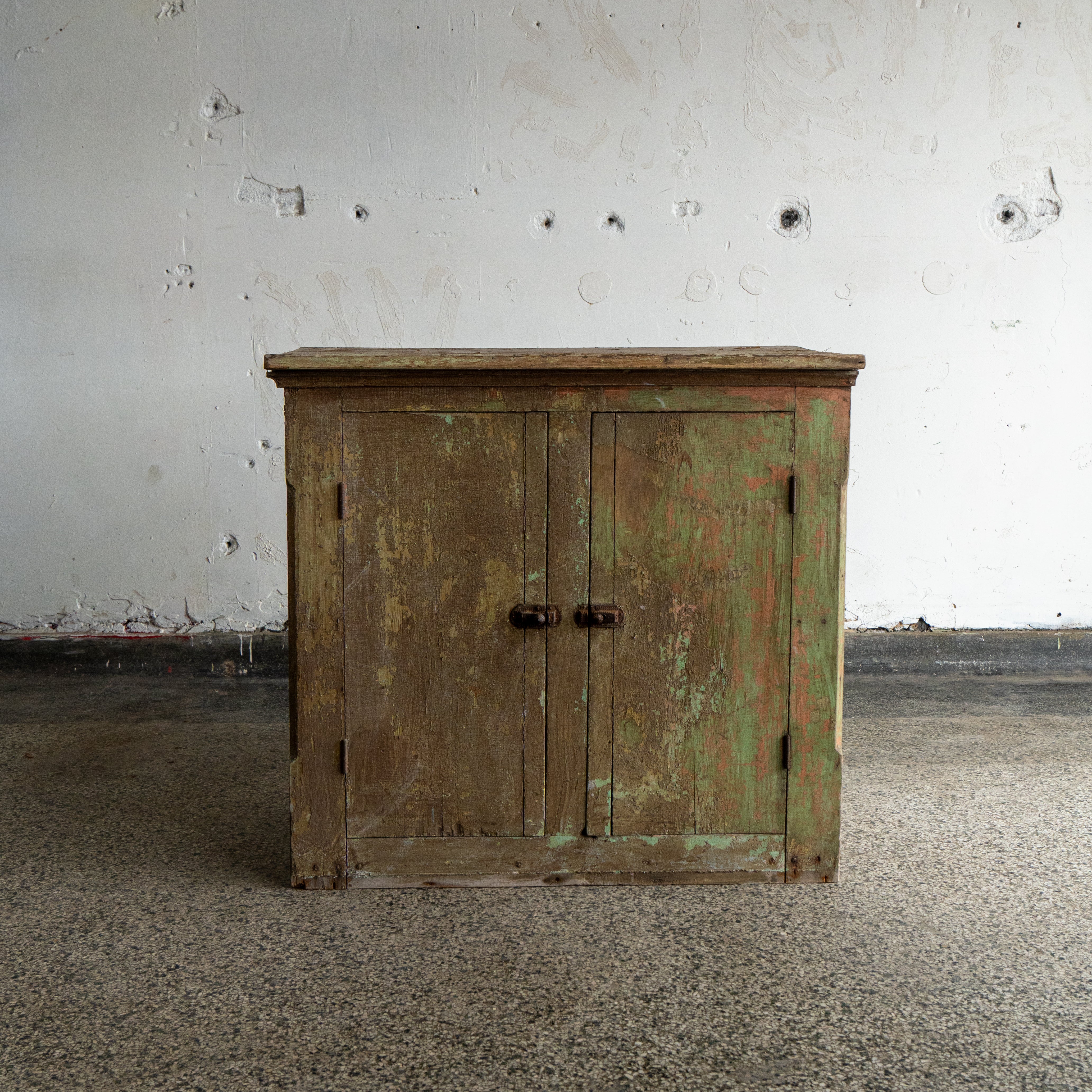 Antique Primitive Sink Vanity